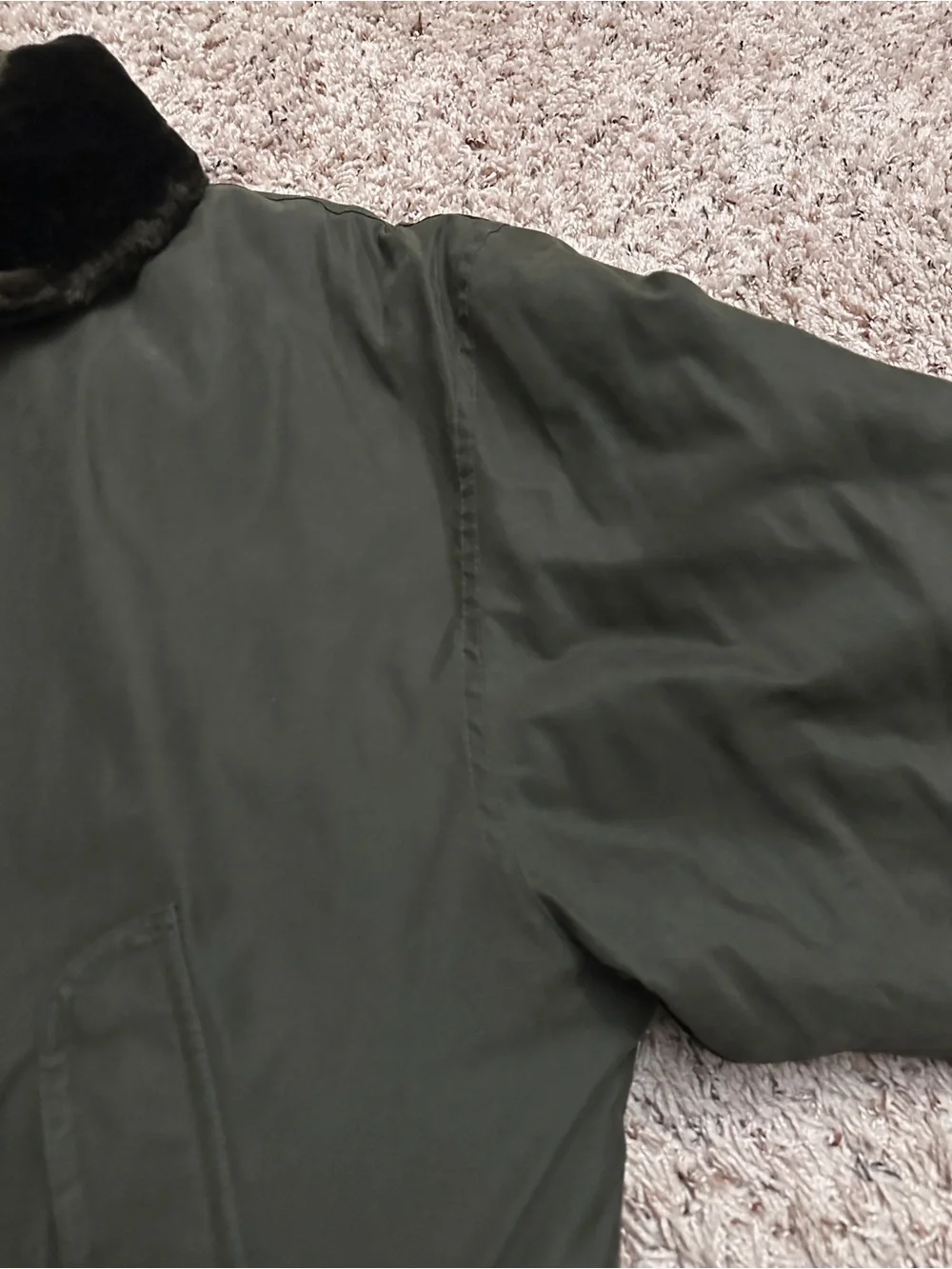 Vintage John Ashford Outdoors Olive Green Faux Fur Lined Jacket Men’s Size Large